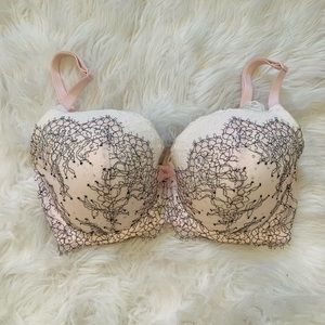 Victoria’s Secret Dream Angels Lined Demi Bra